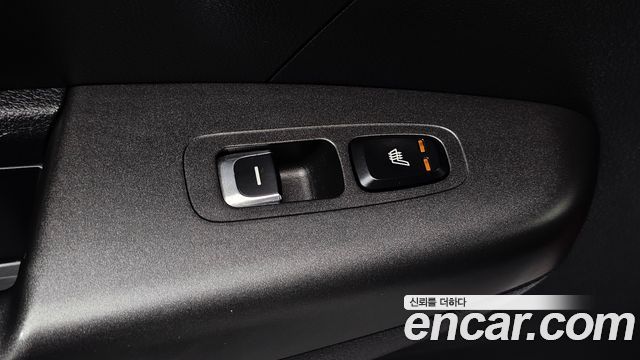 Kia Sportage The Bold Diesel 2.0 2WD Prestige 2019 — фото 17