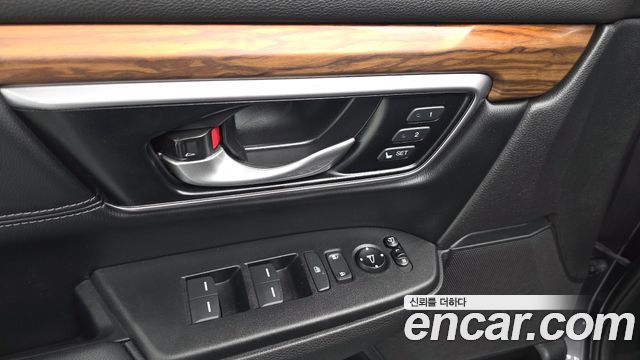 Honda CR-V (V) 2.0 Hybrid Touring 4WD 2021 — фото 30
