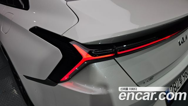 Kia K8 Hybrid Signature 2026 — фото 23