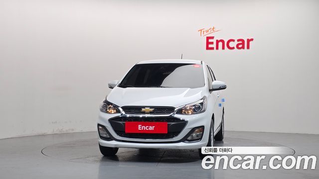 Chevrolet Spark LT 2022 — фото 3