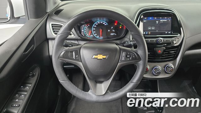 Chevrolet Spark LT 2022 — фото 12