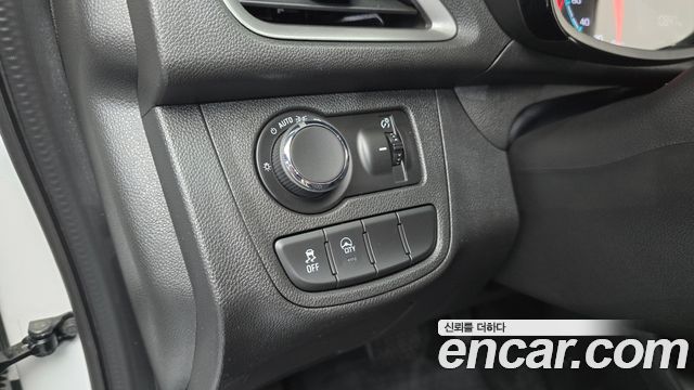 Chevrolet Spark LT 2022 — фото 18