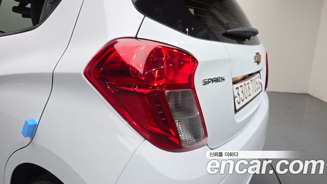 Chevrolet Spark LT 2022 — фото 23
