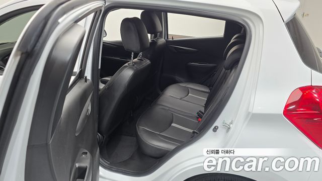 Chevrolet Spark LT 2022 — фото 26