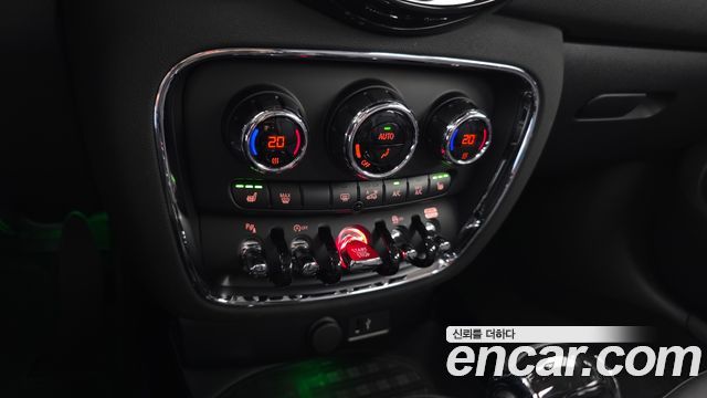 MINI Cooper Clubman Classic 2nd 2024 — фото 19