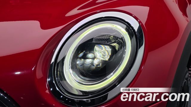 MINI Cooper Clubman Classic 2nd 2024 — фото 22