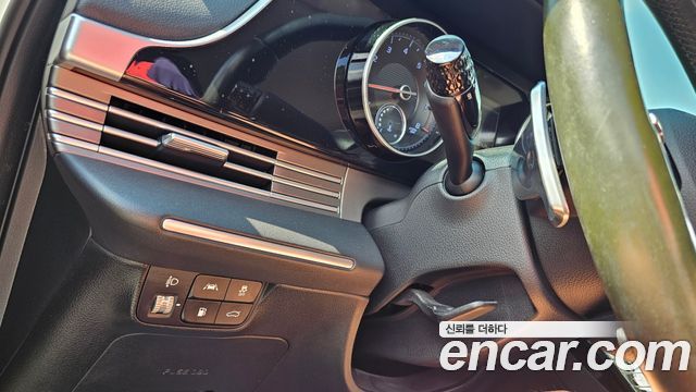 Hyundai Grandeur (IG) 2.5 Premium 2022 — фото 19
