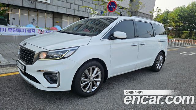Kia Carnival 9-Seater Noblesse Special 2019 — фото 1
