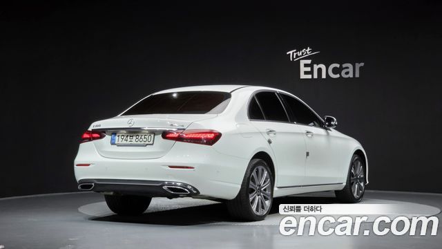 Mercedes-Benz E-Class (W213) E350 4MATIC Exclusive 2023 — фото 2
