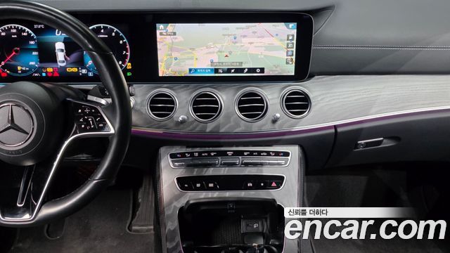 Mercedes-Benz E-Class (W213) E350 4MATIC Exclusive 2023 — фото 14