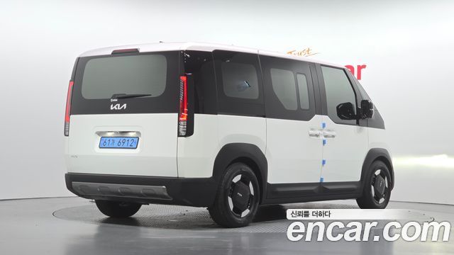 Kia PV5 Passenger 5 Seater Plus 2026 — фото 2