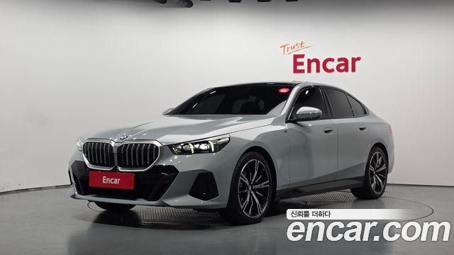 BMW 5 Series (G60) 530i xDrive M Sport 2026 — фото 1