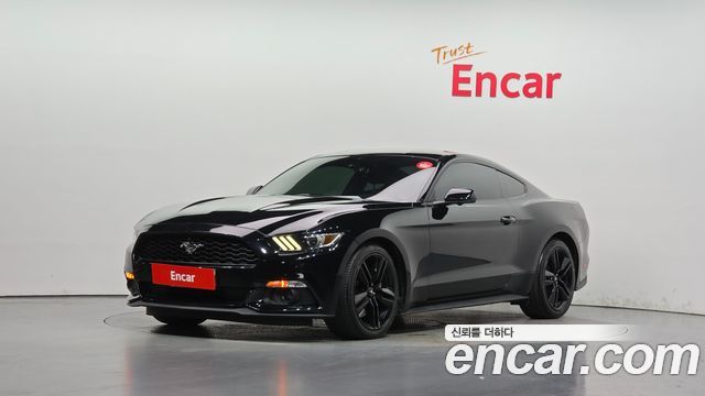 Ford Mustang Coupe 2017 — фото 1