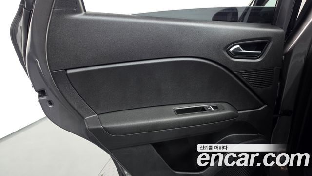 Renault Korea Captur 1.3 TCe Intens 2020 — фото 25