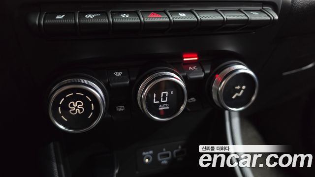 Renault Korea Captur 1.3 TCe Intens 2020 — фото 31
