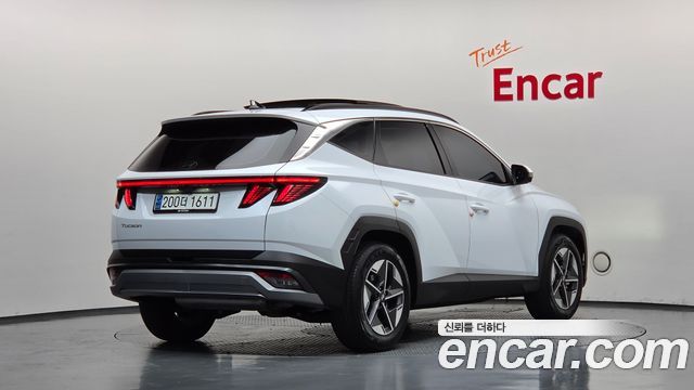Hyundai Tucson (NX4) Gasoline 1.6 Turbo 2WD Inspiration 2024 — фото 2