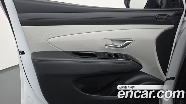 Hyundai Tucson (NX4) Gasoline 1.6 Turbo 2WD Inspiration 2024 — фото 24