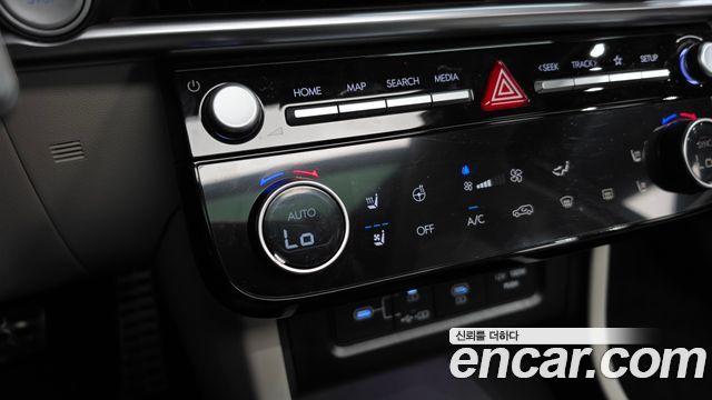 Hyundai Tucson (NX4) Gasoline 1.6 Turbo 2WD Inspiration 2024 — фото 30