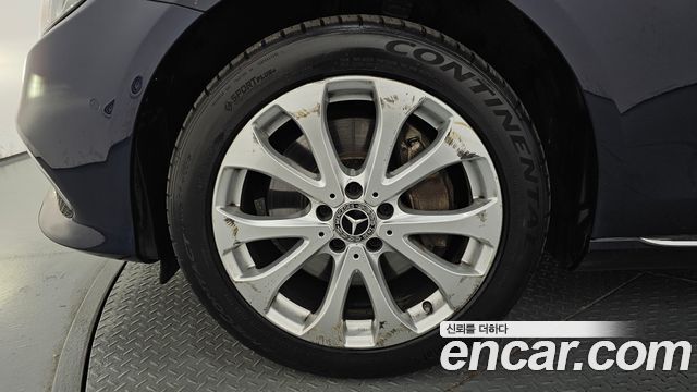 Mercedes-Benz E-Class (W213) E300 4MATIC Exclusive 2019 — фото 5