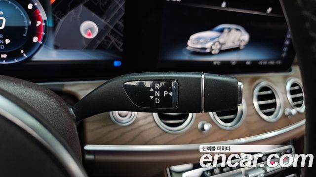 Mercedes-Benz E-Class (W213) E300 4MATIC Exclusive 2019 — фото 9
