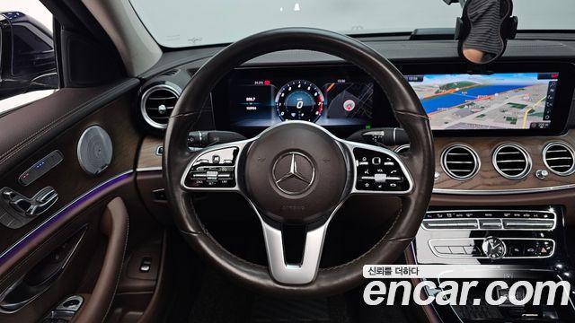 Mercedes-Benz E-Class (W213) E300 4MATIC Exclusive 2019 — фото 17