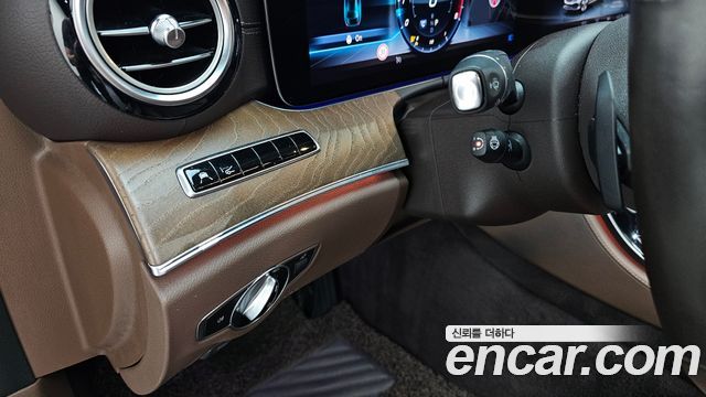 Mercedes-Benz E-Class (W213) E300 4MATIC Exclusive 2019 — фото 35