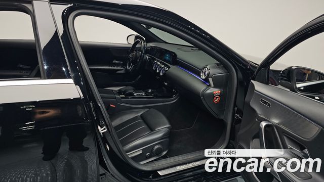 Mercedes-Benz A-Class (W177) A220 Hatchback 2021 — фото 11