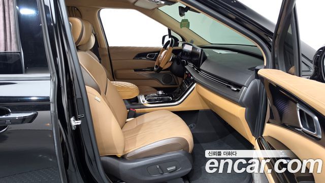 Kia Carnival (IV) Gasoline 9-seater Limousine(Special vehicle) 2021 — фото 11