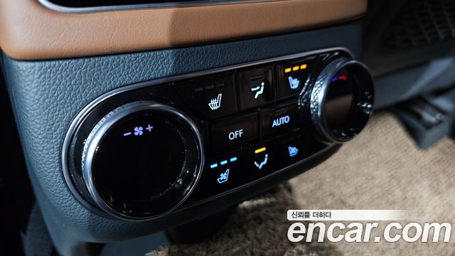 Genesis GV70 2.5T Gasoline AWD 2023 — фото 19