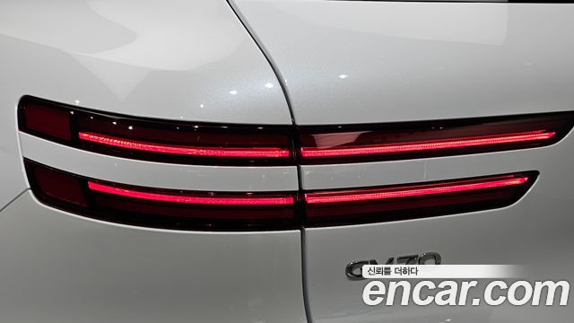 Genesis GV70 2.5T Gasoline AWD 2023 — фото 23