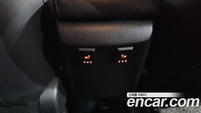 Toyota Prius (IV) 1.8 E 2018 — фото 17