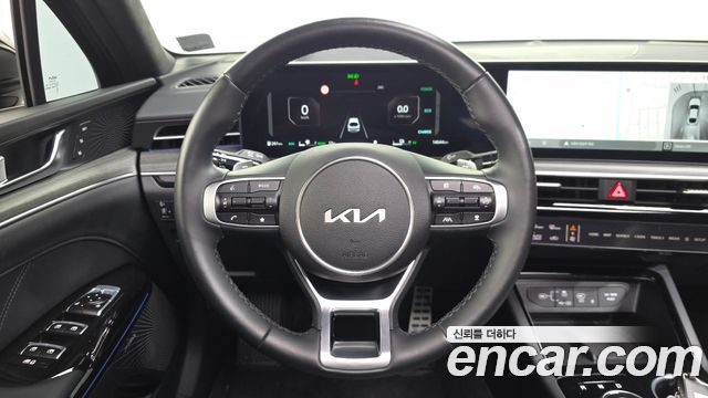 Kia K5 Hybrid (III) Signature 2026 — фото 13