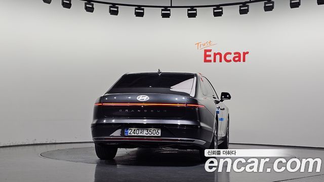 Hyundai Grandeur (GN7) 2,5 Gasoline 2WD Exclusive 2025 — фото 4