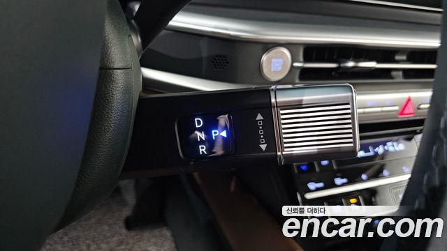 Hyundai Grandeur (GN7) 2,5 Gasoline 2WD Exclusive 2025 — фото 9