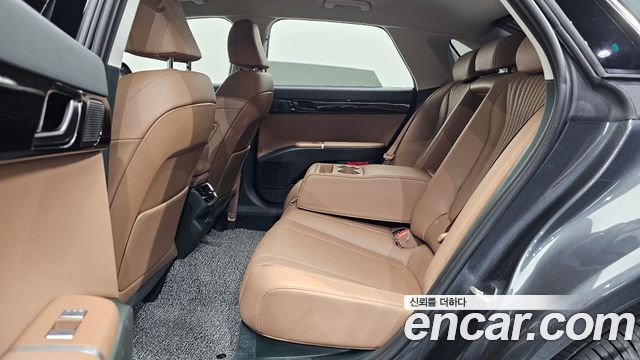 Hyundai Grandeur (GN7) 2,5 Gasoline 2WD Exclusive 2025 — фото 11