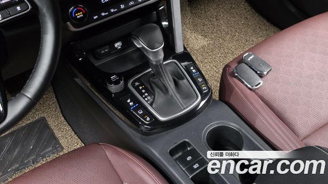 Kia Seltos Gasoline 1.6 Turbo 2WD Signature 2023 — фото 9