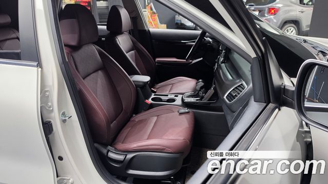 Kia Seltos Gasoline 1.6 Turbo 2WD Signature 2023 — фото 11