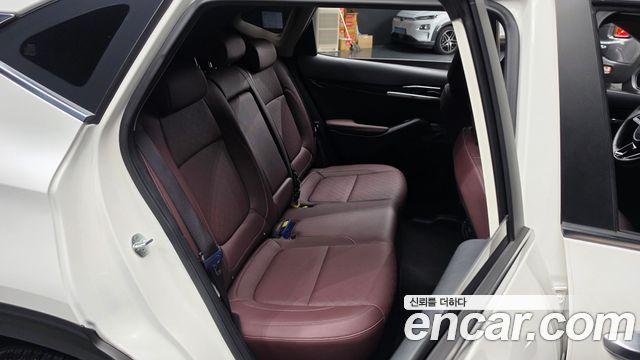 Kia Seltos Gasoline 1.6 Turbo 2WD Signature 2023 — фото 12