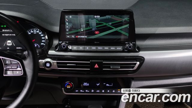 Kia Seltos Gasoline 1.6 Turbo 2WD Signature 2023 — фото 15