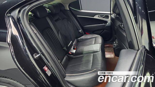 Genesis G70 2.0T Elite 2019 — фото 32