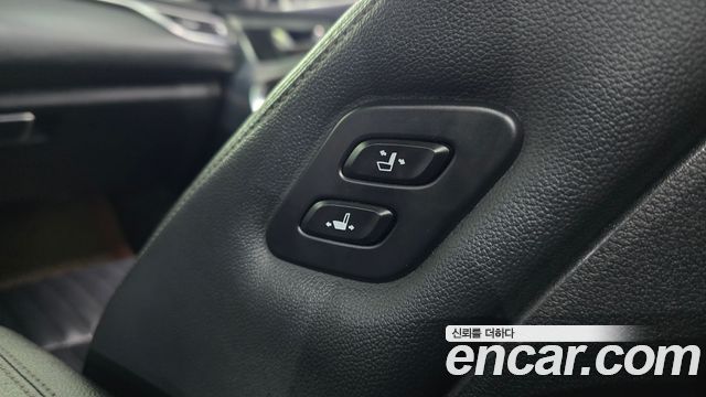 Genesis G70 2.0T Elite 2019 — фото 36