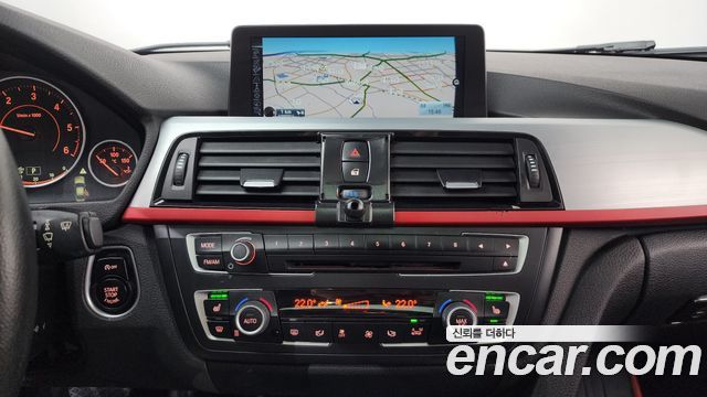 BMW 3 Series (F30) 320d Sport 2015 — фото 14