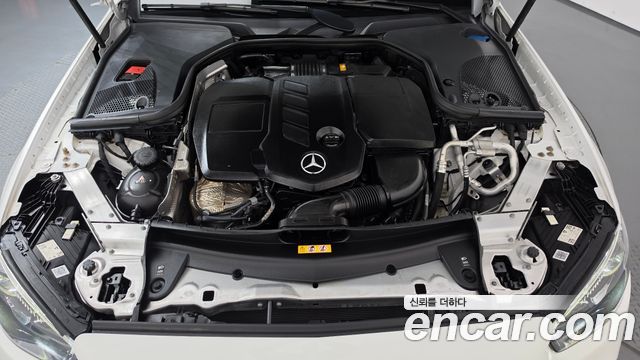 Mercedes-Benz E-Class (W213) E220d 4MATIC AMG Line 2021 — фото 6