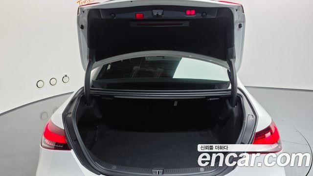 Mercedes-Benz E-Class (W213) E220d 4MATIC AMG Line 2021 — фото 27