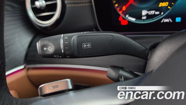Mercedes-Benz E-Class (W213) E220d 4MATIC AMG Line 2021 — фото 30