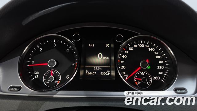Volkswagen CC 2.0 TDI BlueMotion 2015 — фото 8