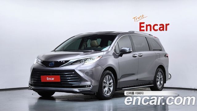 Toyota Sienna (IV) 2.5 Hybrid AWD 2023 — фото 1