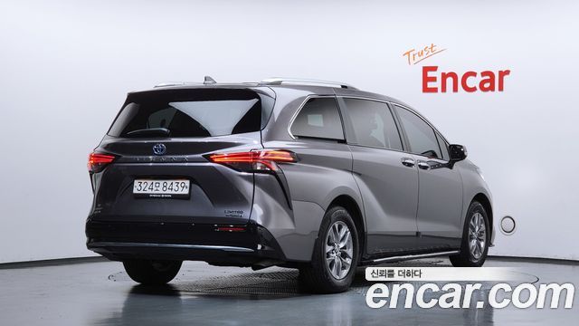Toyota Sienna (IV) 2.5 Hybrid AWD 2023 — фото 2