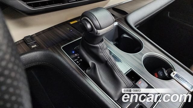 Toyota Sienna (IV) 2.5 Hybrid AWD 2023 — фото 9