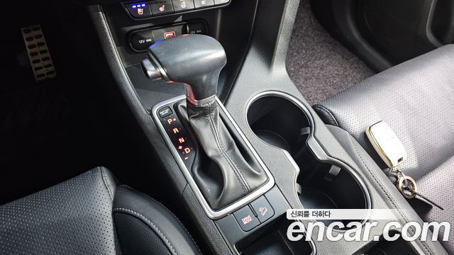 Kia Sportage The Bold Diesel 2.0 2WD Prestige 2019 — фото 9